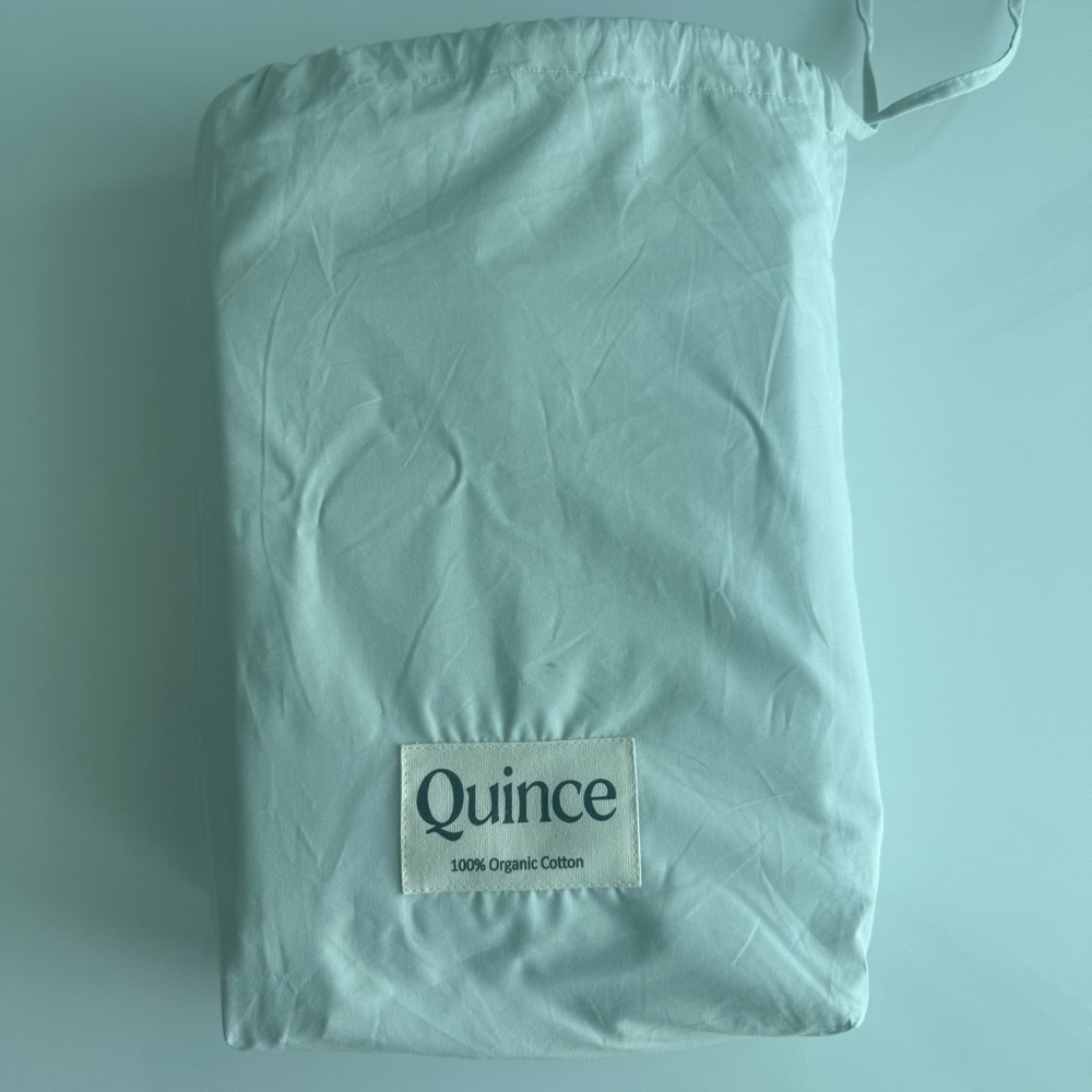 Quince Classic Organic Percale Duvet Cover Set - Picture 9 of 14